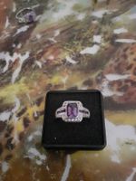 Schöner Silberring mit lila Stein, Gr. 66  925 Silber