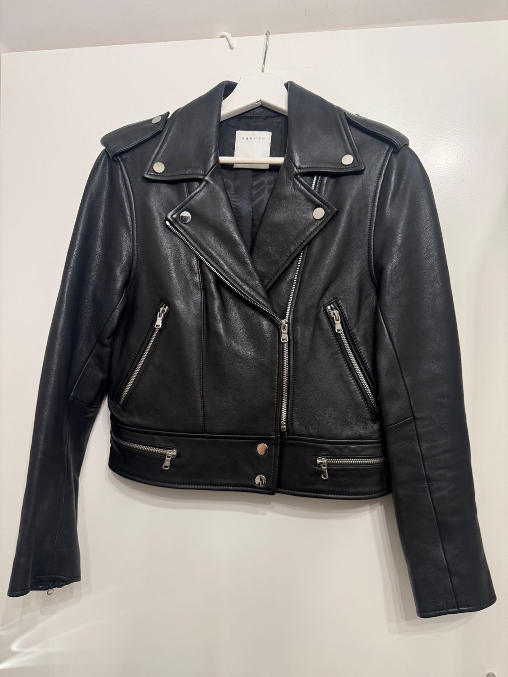 Sandro Giacche: Sandro Paris Lederjacke, schwarz, Gr. 38 neu – Nuovo (secondo la descrizione) da Illnau venduto da Bigmama14