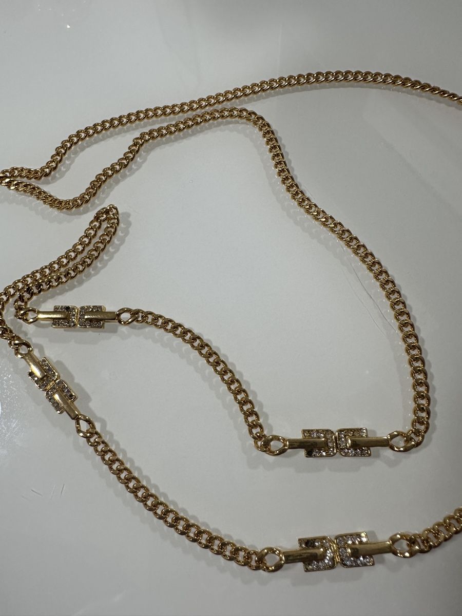 Catenine: Halskette mit Strass an 3 stellen – Usato da Oberurnen venduto da nes_8xqt