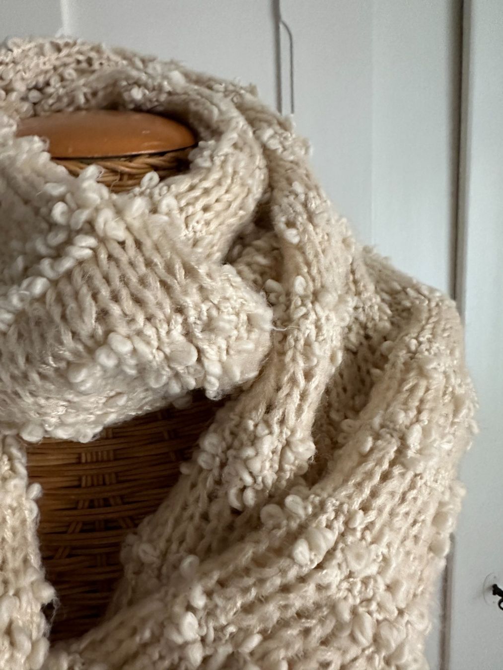 Pieces Foulards, Tücher & Schals: PIECES - Strick Schlauchschal Loop crème – Gebraucht aus Zürich von Diazaio 2