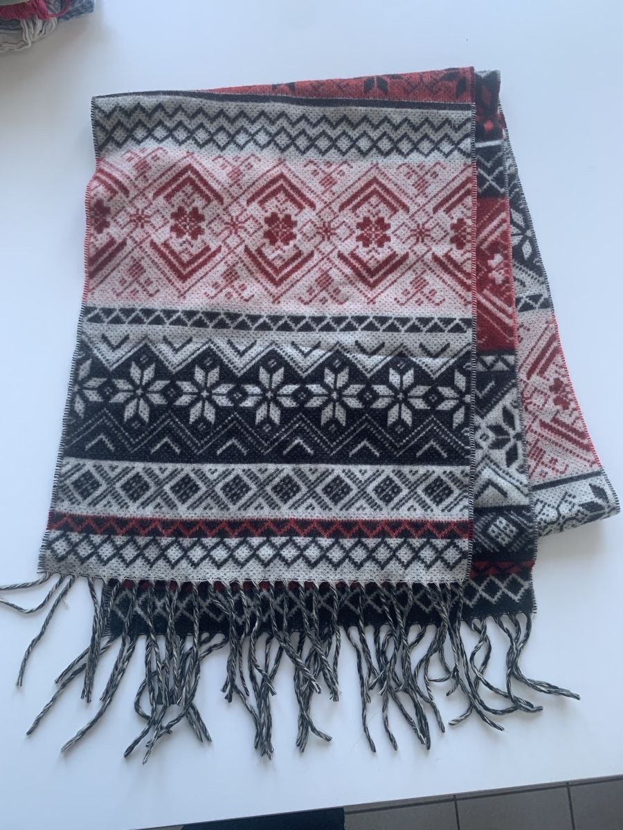 Navyboot Foulard & Sciarpe: Navyboot Schaal – Nuovo (secondo la descrizione) da Basel venduto da ari_xy65