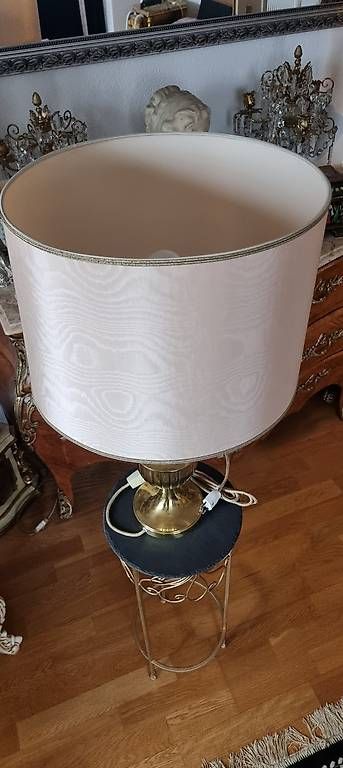 Lampade: Goldene Messing Tischlampe – Usato da Kaufdorf venduto da Nati-Nati 3