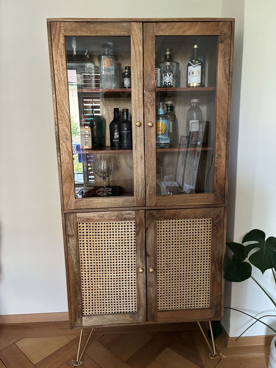Vitrinen: Vitrinenschrank  – Gebraucht aus Winterthur von sym_w8b9 1