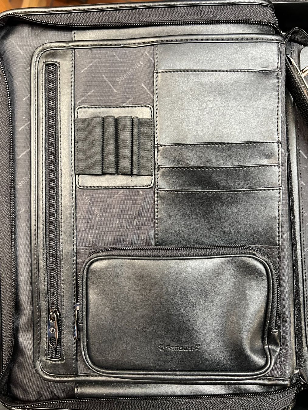 Samsonite Valigie & Borse: Samsonite Aktenmappe / Schreibmappe Leder – Nuovo (secondo la descrizione) da Lodrino venduto da Stema 3