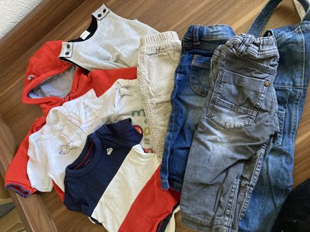 Kleiderpaket Junge ab Grösse 62