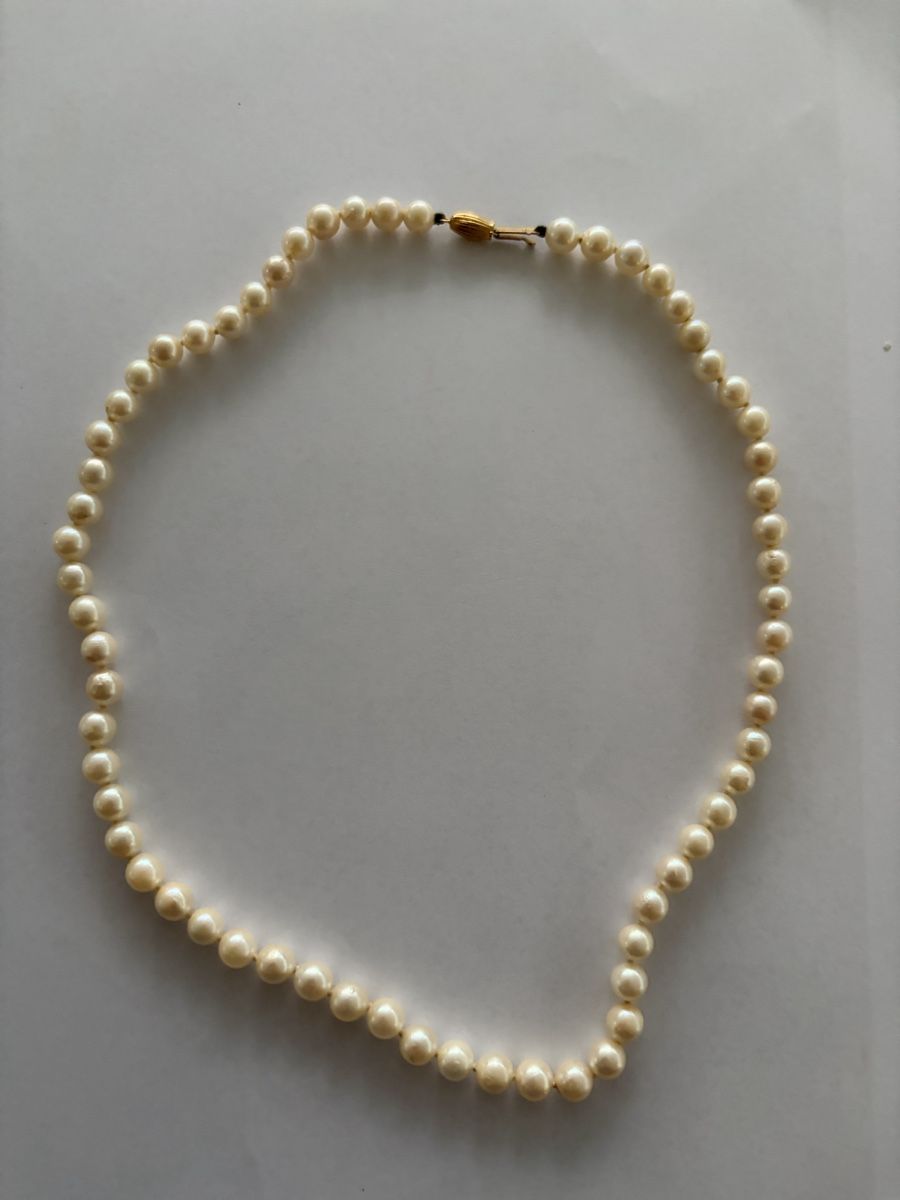 Catenine: Collier perles avec poinçon 750 – Usato da Echallens venduto da JAR69