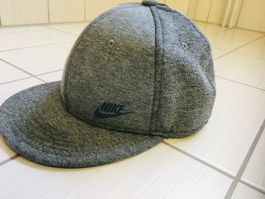 Cape Nike bis ca 13 Jahren