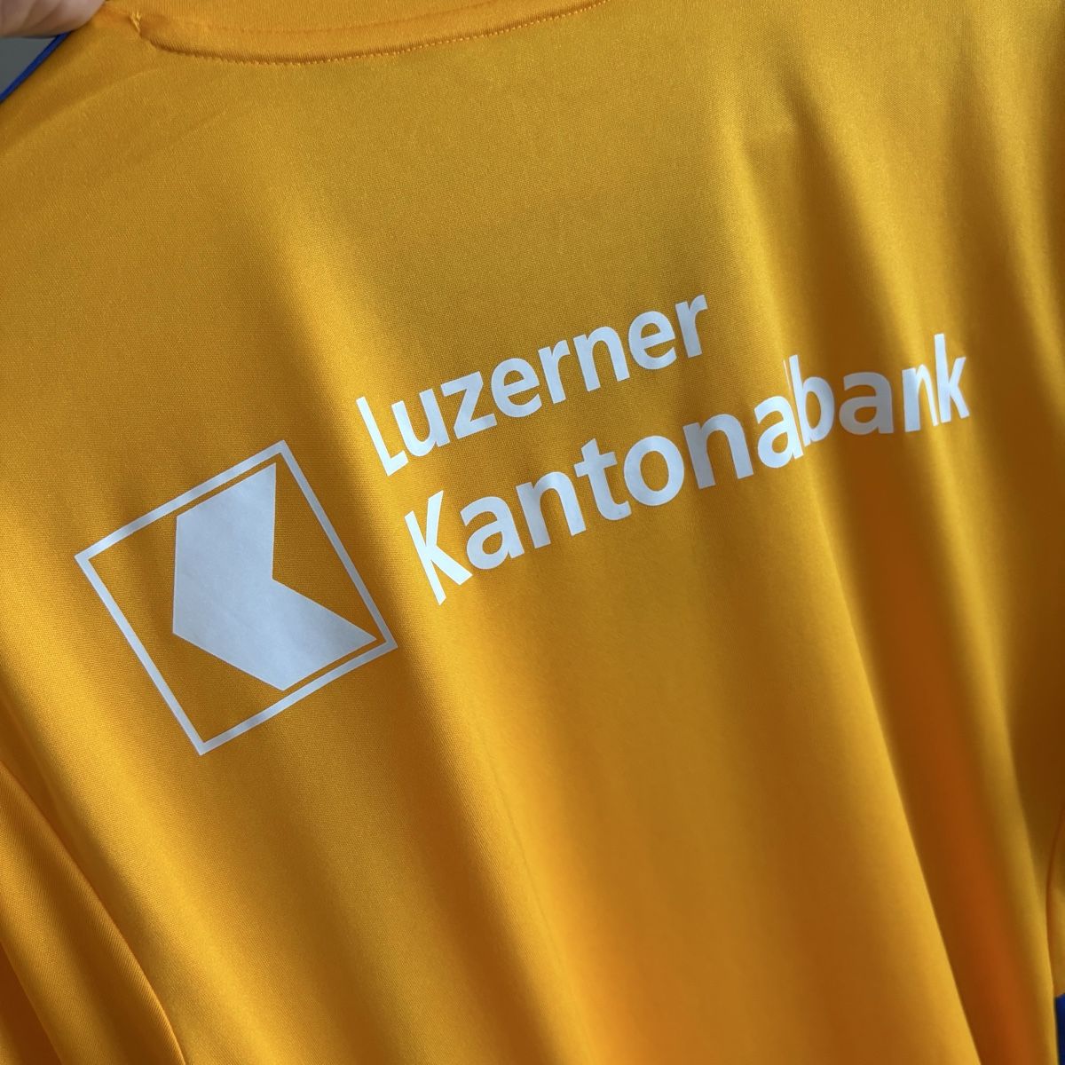 Adidas Leibchen & Hosen: Fc Luzern Trikot Adidas 2017/2018 – Gebraucht aus Winterthur von LaBodega 6