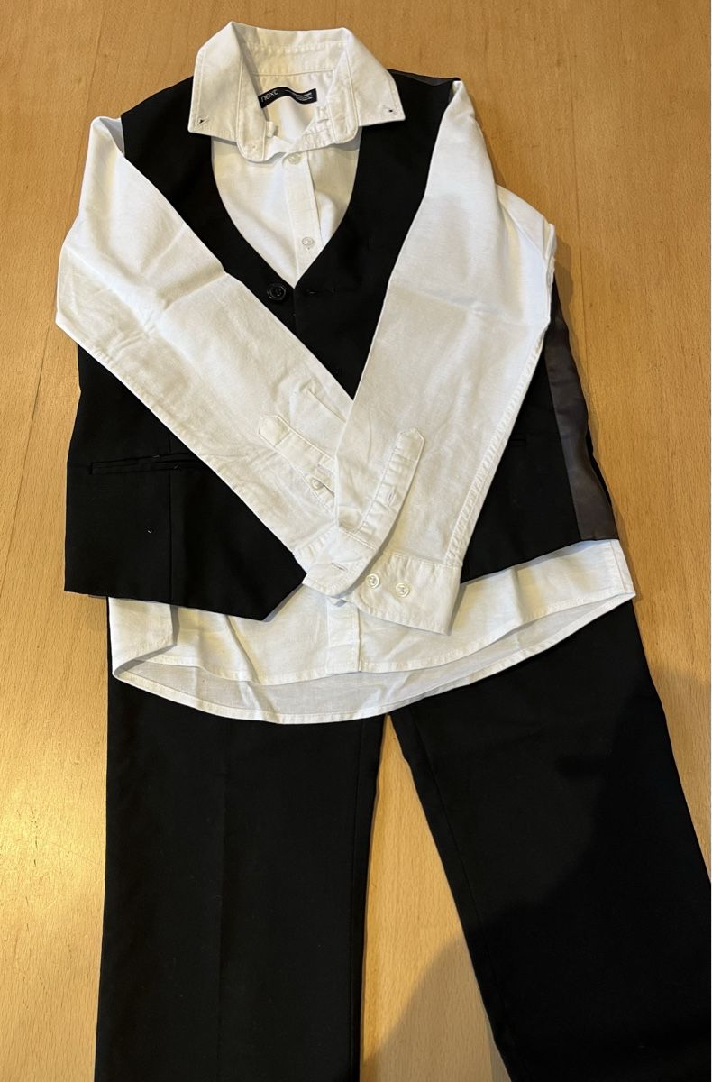 Next Lotti & Set di vestiti: Festliches Kleiderpaket Jungs Grösse 134 – Usato da S. Carlo GR venduto da sassalb 6