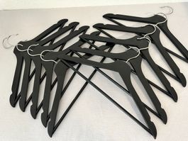 10 Stück Holz-Kleider-Bügel schwarz