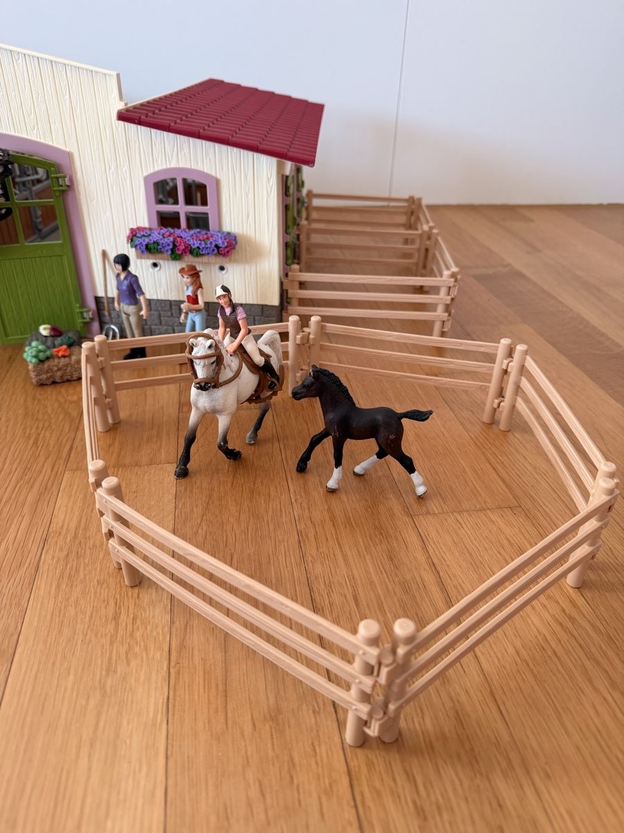 Schleich Giocattoli: Schleich Pferdehof – Usato da Oberglatt ZH venduto da Mely12 1