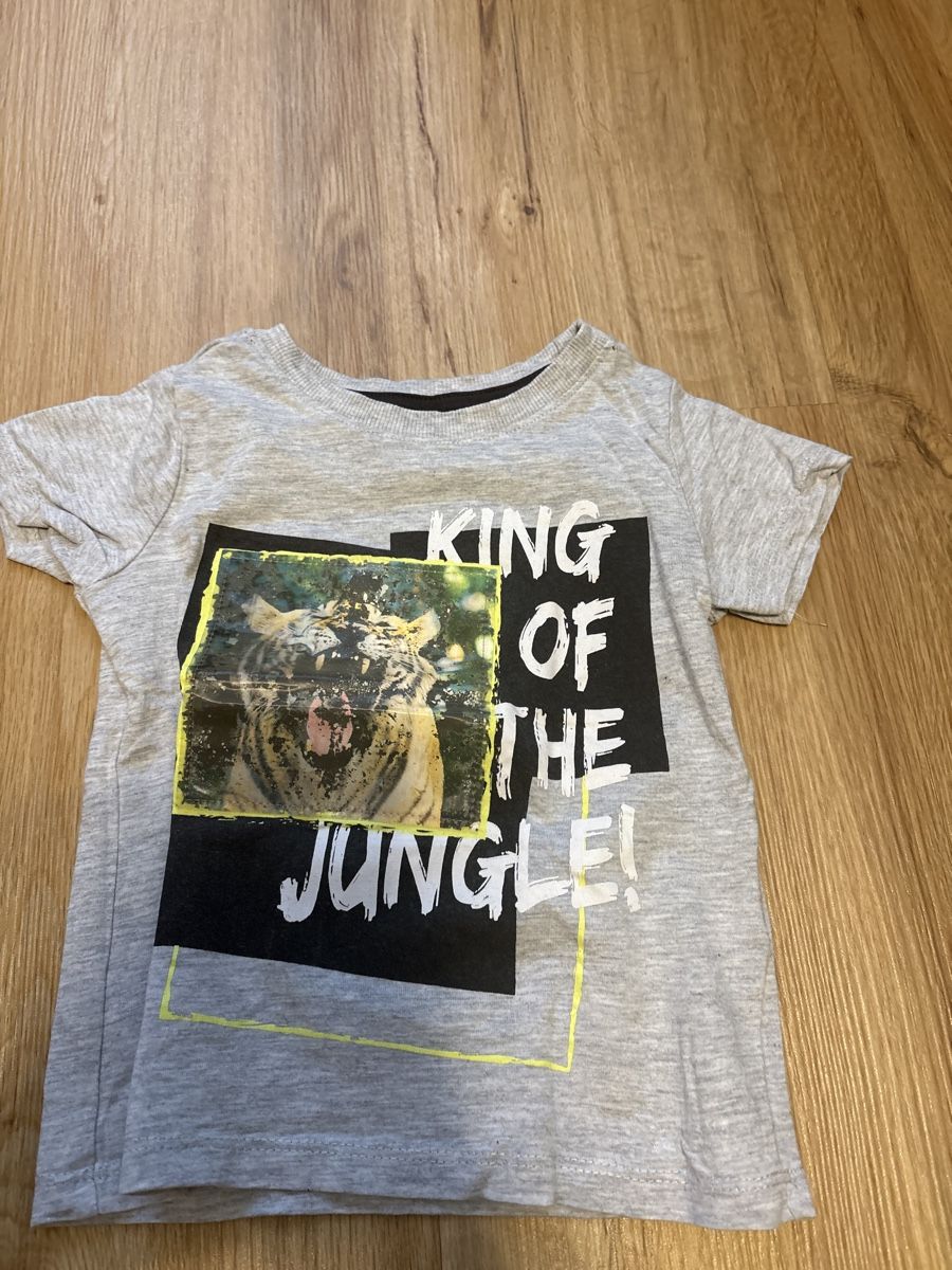 Camicie, T-shirt & Polo: Kleiderpaket T- Shirt Junge 98 – Usato da Chur venduto da copino 5