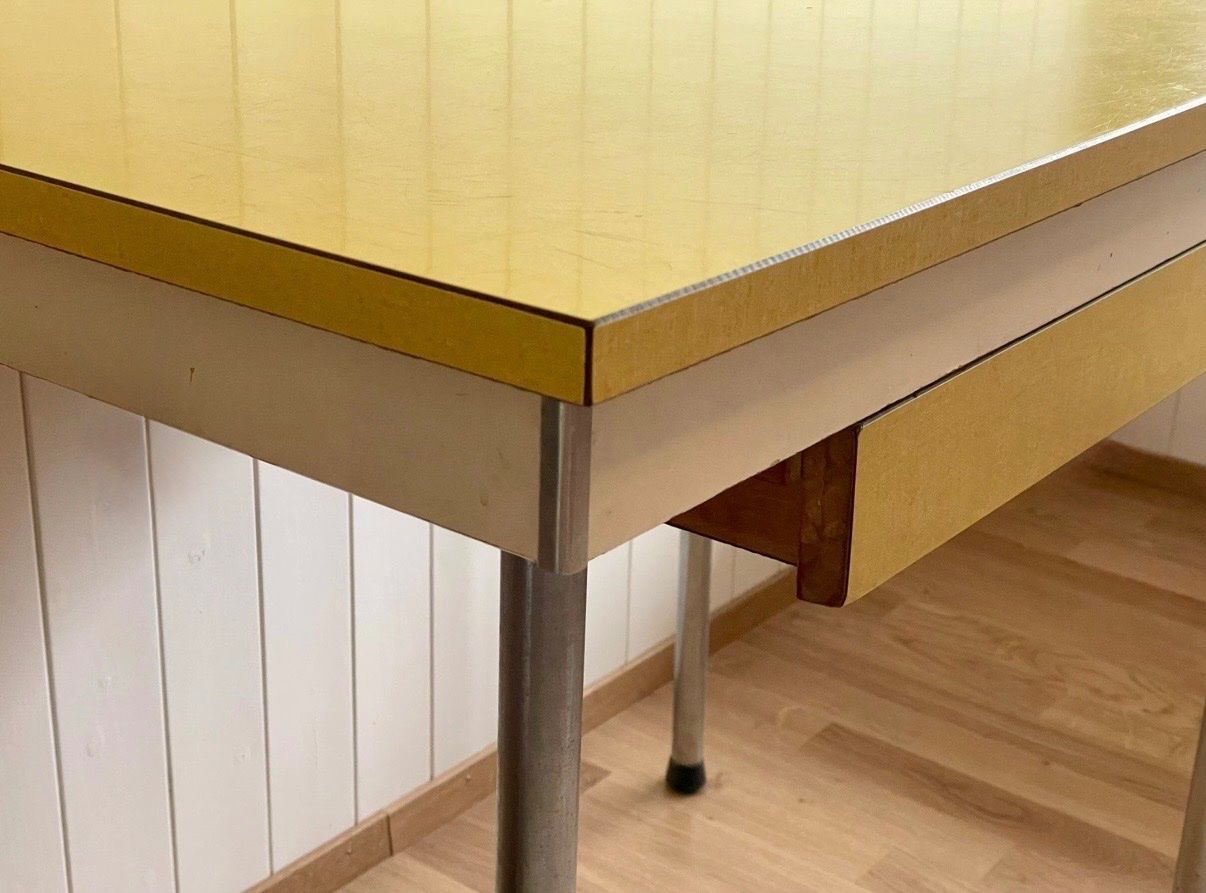 Tische: Mid-Century Kelko gelb Küchentisch – Gebraucht aus Zürich von nit_k5jm 5