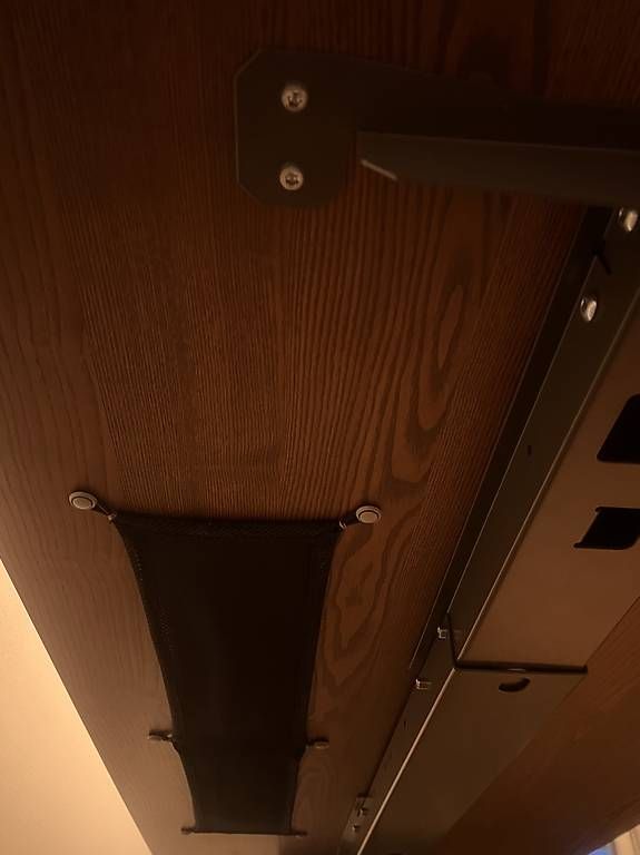 Scrivanie: Ikea Idåsen Schreibtisch – Usato da Affoltern am Albis venduto da flo_6d9t 2