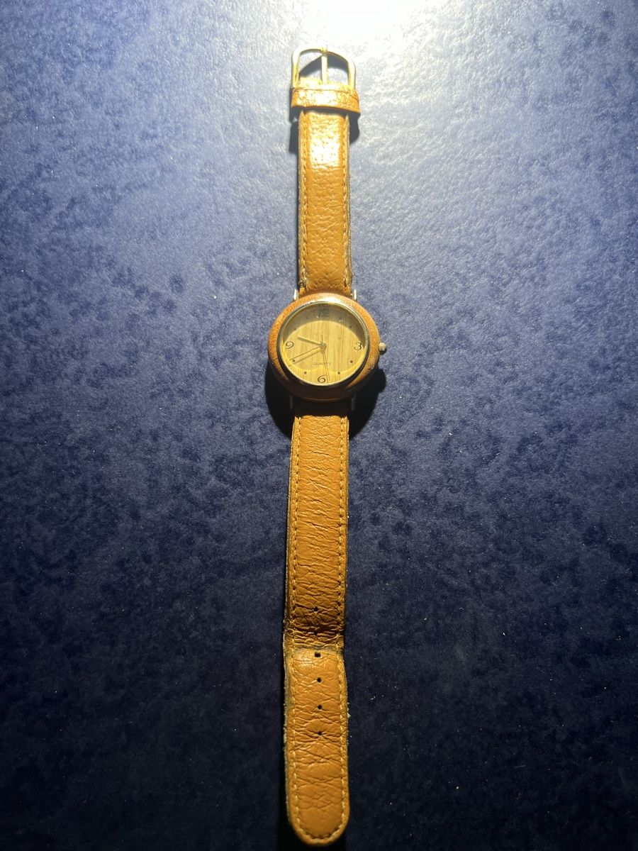 Orologi: Holz Uhr  – Usato da Laufen venduto da groove60 2