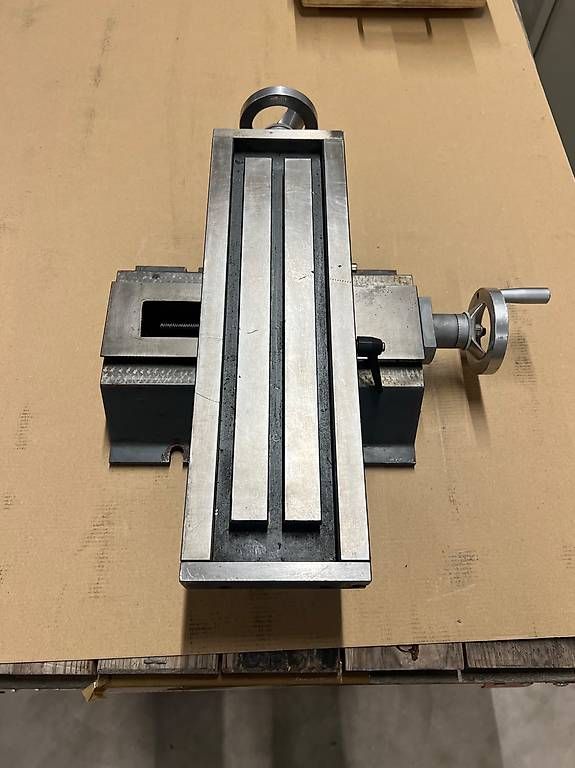 Metall- & Schlosserei Sonstiges: Kreuztisch Werkzeugmaschine – Gebraucht aus Brunnen von san_9qlb 1