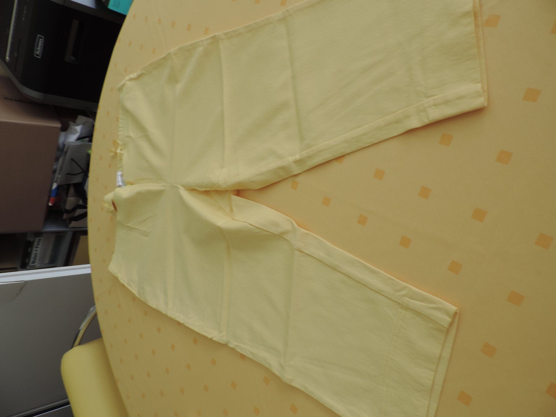 Completi & Tailleur: Leichter luftiger Freizeitanzug von Beldona – Usato da Menziken venduto da Feh 4