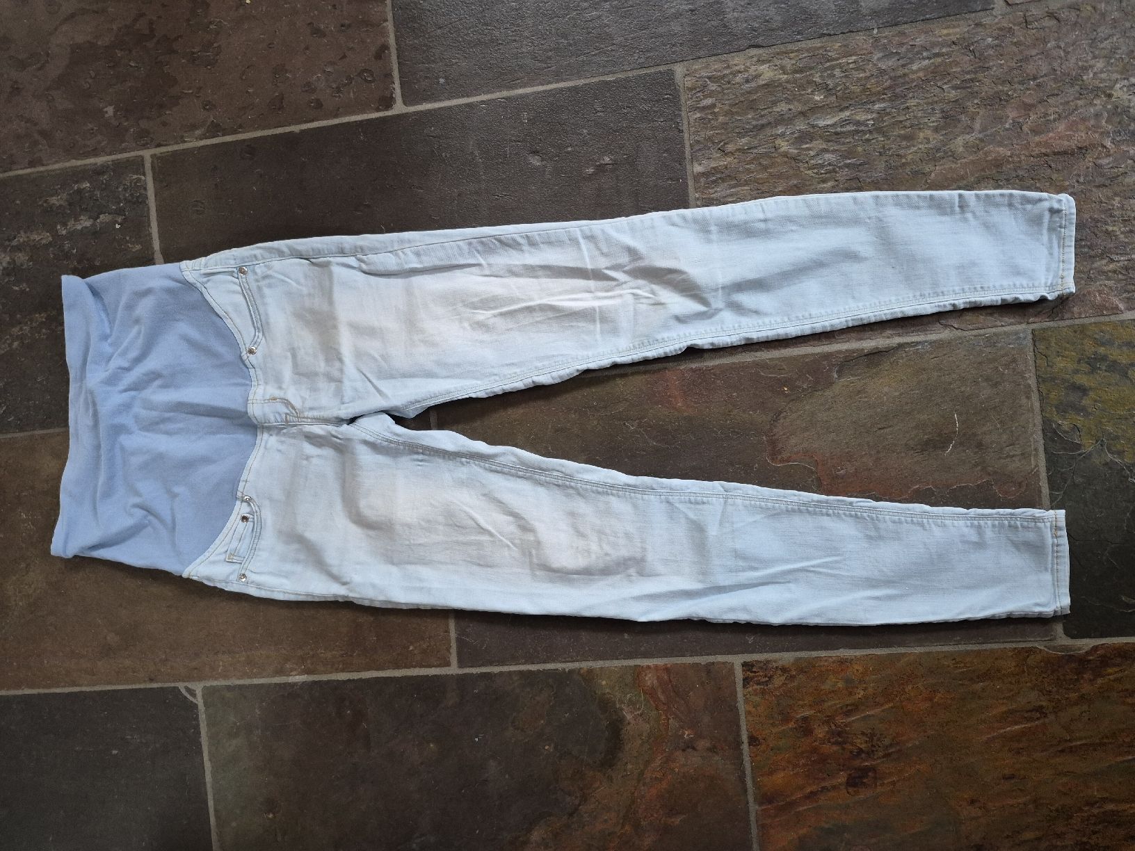 H&M Jeans: Umstandshose Mama Gr 36 H&M hellblau – Usato da Felsberg venduto da reb_9rpn