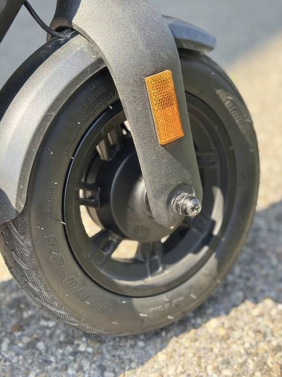 Kickboard: E Scooter VMax VX2 Pro | NEUE Reifen – D'occasion à Fislisbach par amhvel97 2
