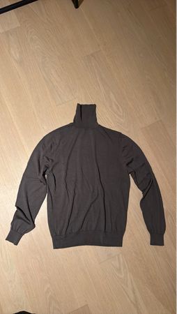 Suitsupply - Merino Rollkragenpullover in Militay Green