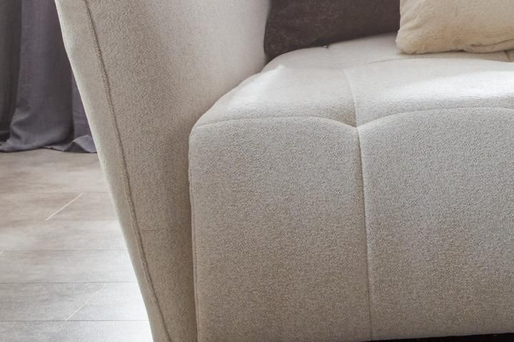 Mömax Sofas: Sofa Mömax – D'occasion à Maur par WOOLVERINE 3