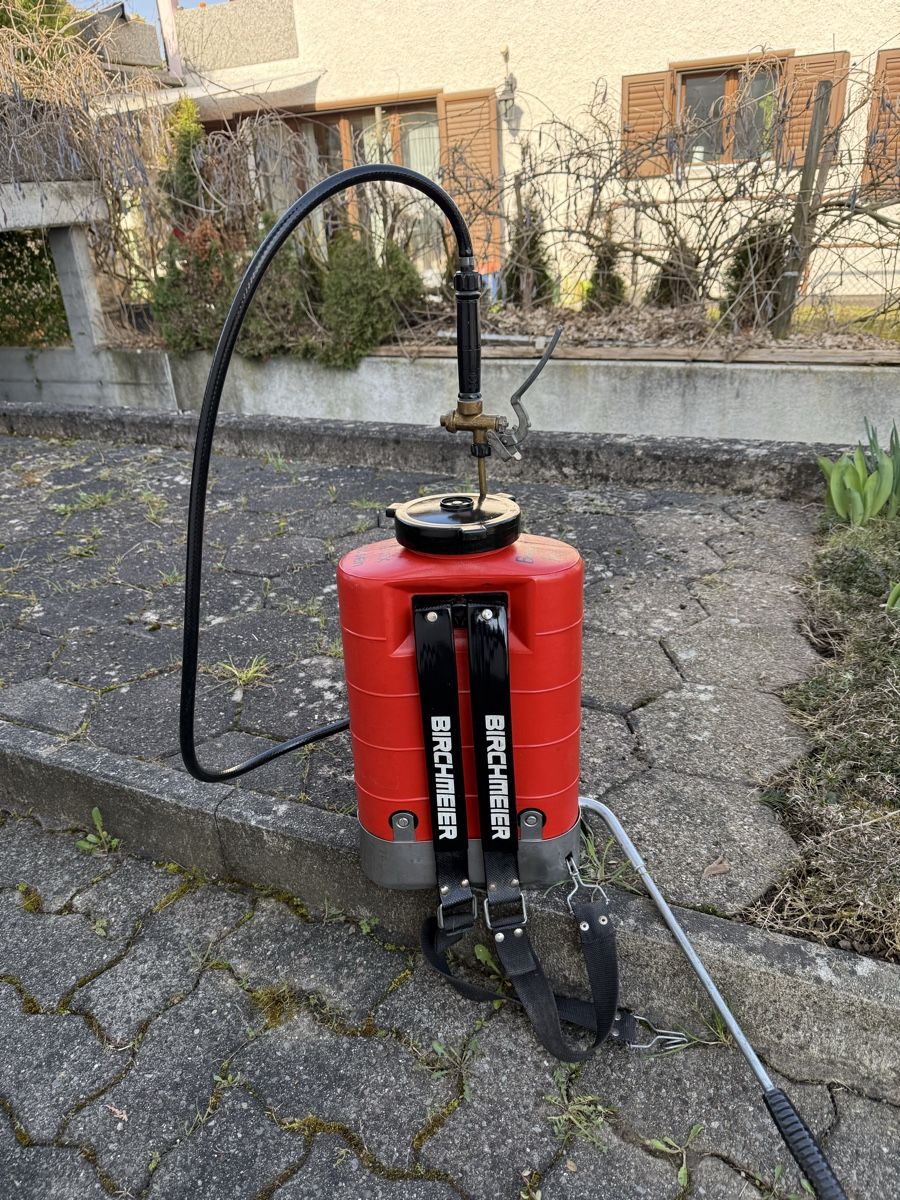 Tecnologia medica: Gartenspritzpumpe Birchmeier – Usato da Niederwil AG venduto da martin1959 1