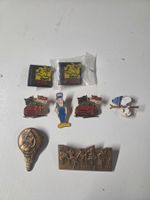 Lot de pins
