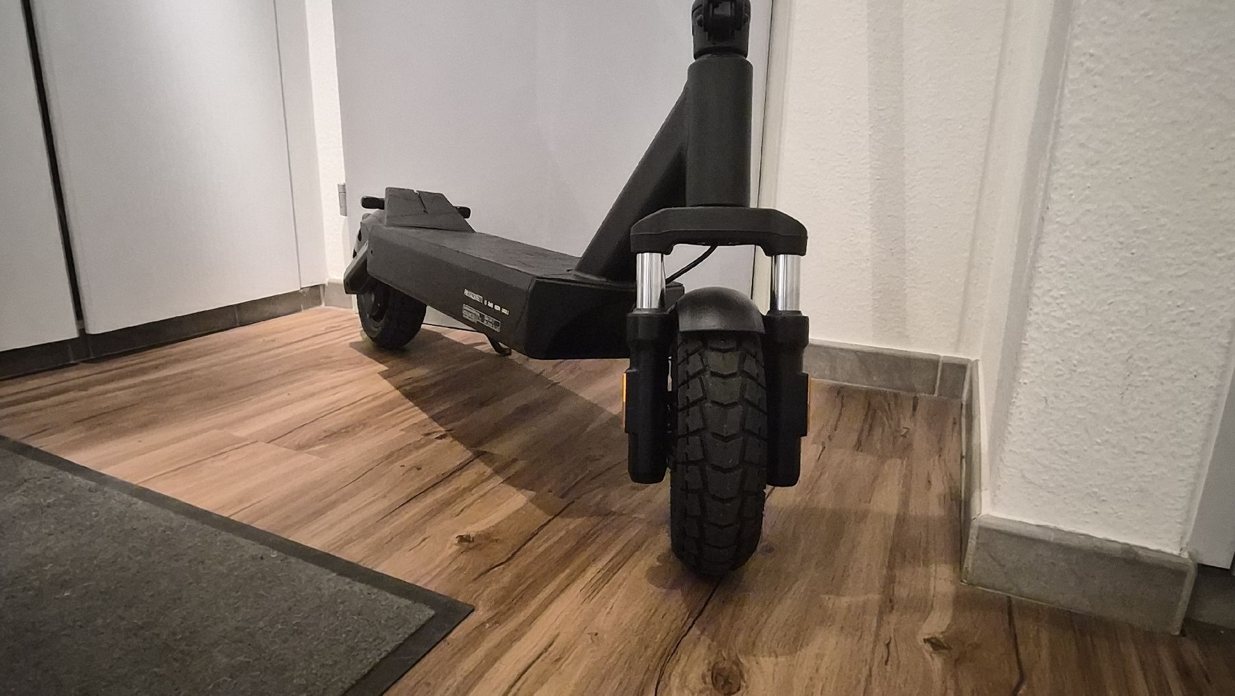 VMAX Kickboard: VMax VX4 LT Escooter – Neuf (Voir description) à Schwerzenbach par rmv_h9yn