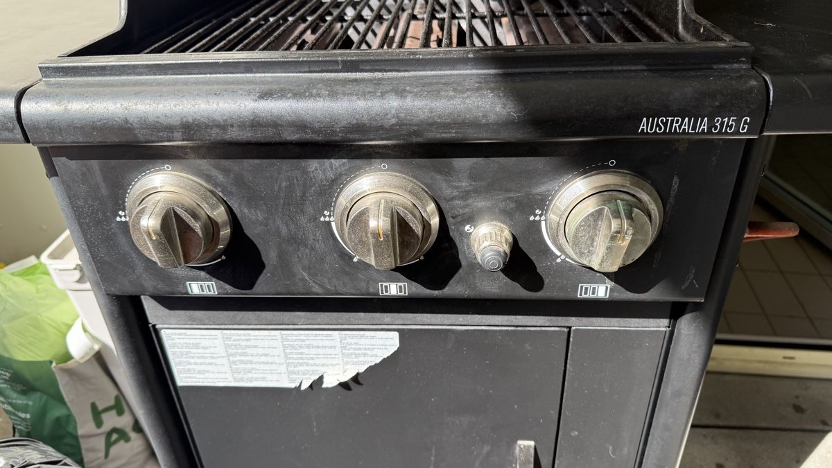 Griglie: Australia 315 G Gas Grill – Usato da Zürich venduto da waltermanesh 2