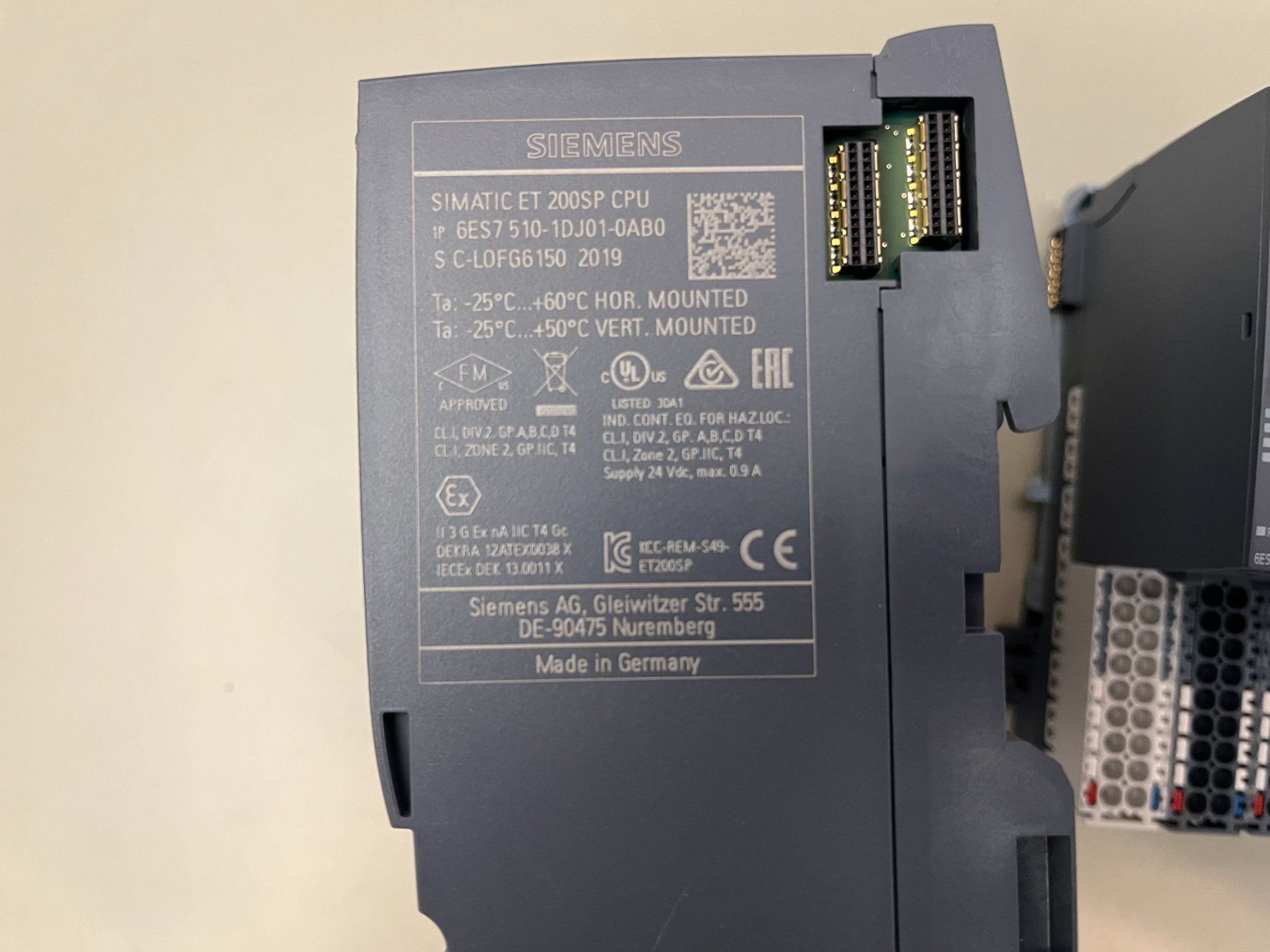 Siemens Componenti elettronici: Simatic ET200SP SPS Baugruppe – Usato da Jenaz venduto da Speedy350 3