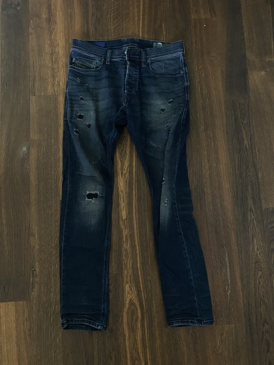 Diesel Jeans: Diesel Jeans – Nuovo (secondo la descrizione) da Münchenbuchsee venduto da tunnelvis
