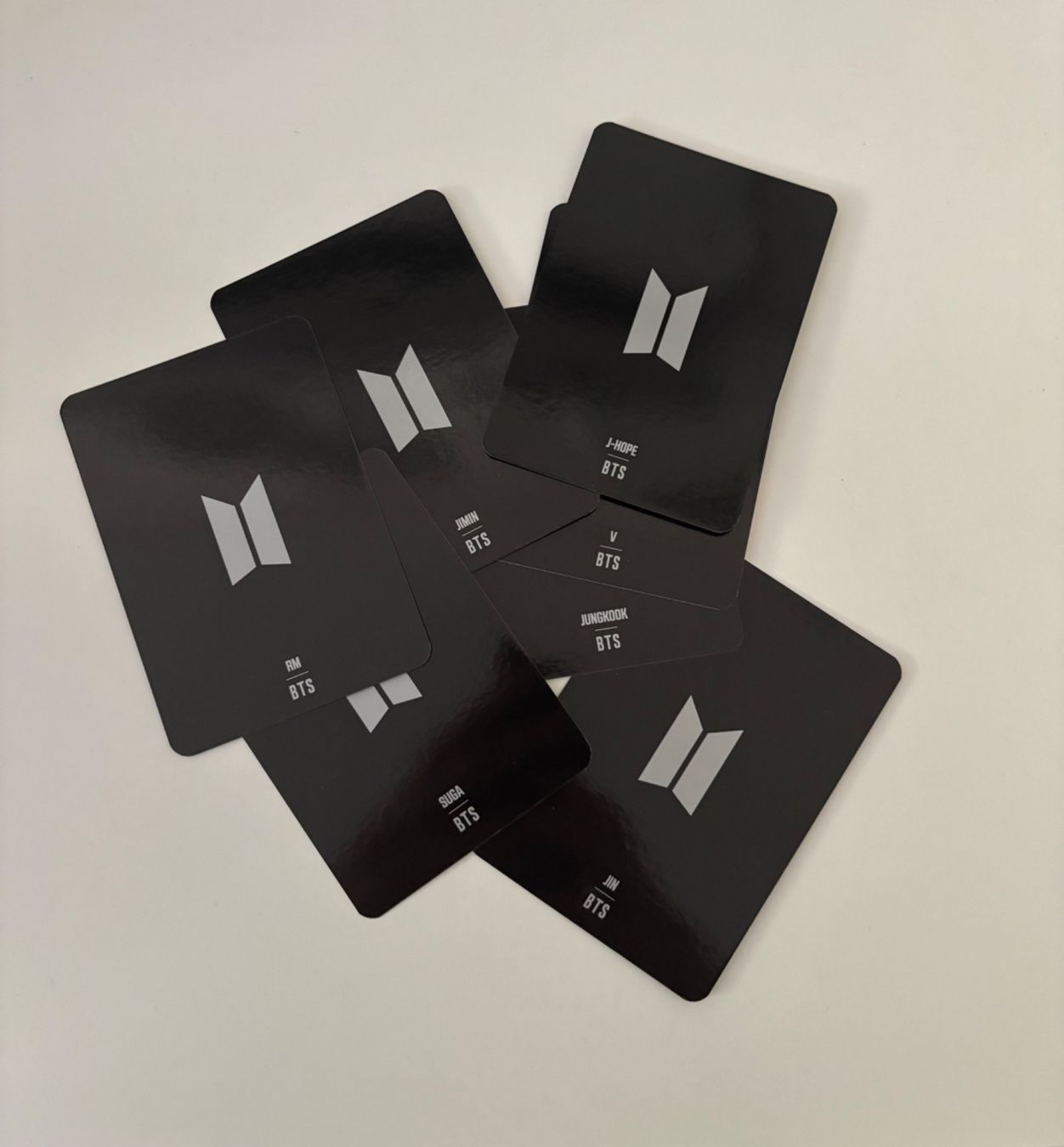 Tutte le decorazioni: BTS Army Bomb Lightstick - décoration + photocards – Usato da Nyon venduto da man_8pzr 3