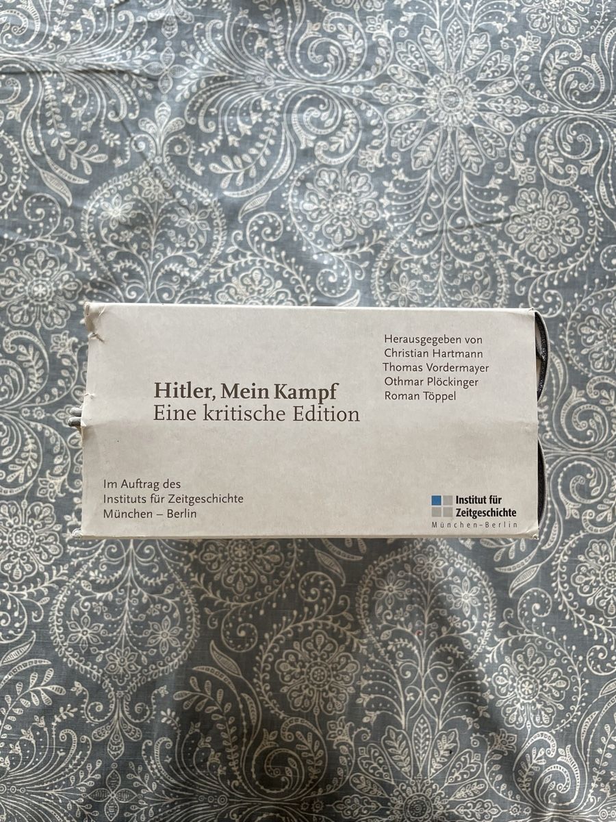 Livres: Hitler, Mein Kampf Eine kritische Edition Buch – D'occasion à Bertschikon Gossau par Weezysarchive 2