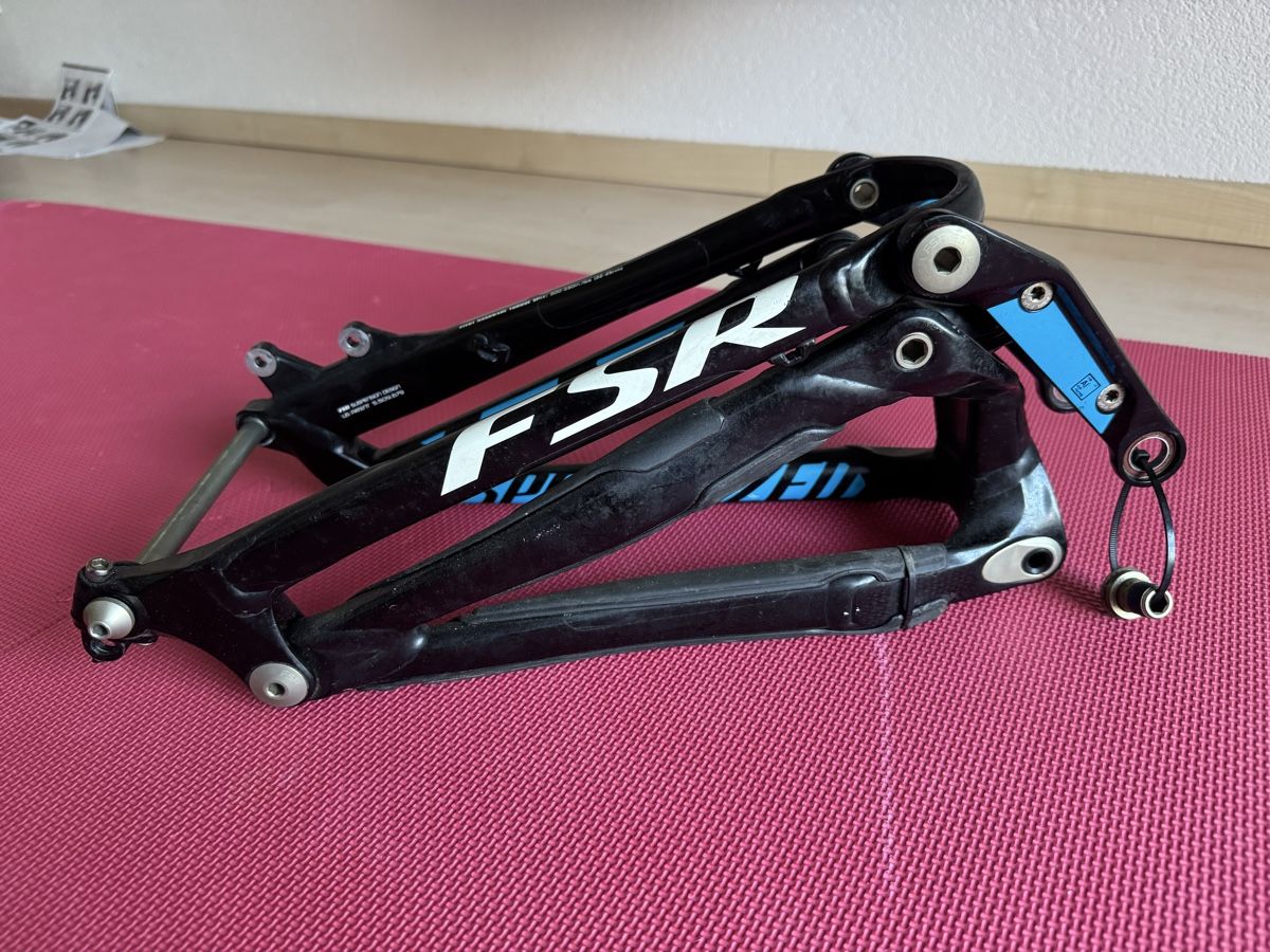 Specialized Pezzi di ricambio: Specialized Demo 8 FSR Hinterbau ca. 2014, Grösse M! – Usato da Grenchen venduto da sara1194