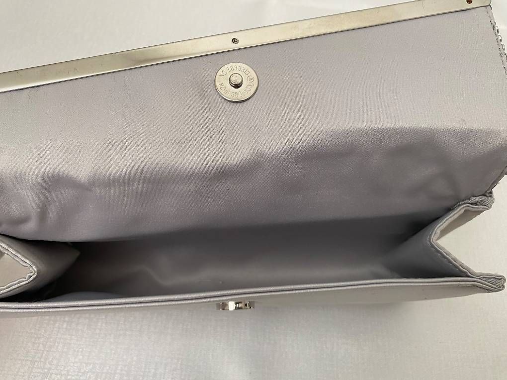 Borse da donna: silberne Clutch mit Strass – Nuovo (secondo la descrizione) da Hausen AG venduto da corinne_g 2