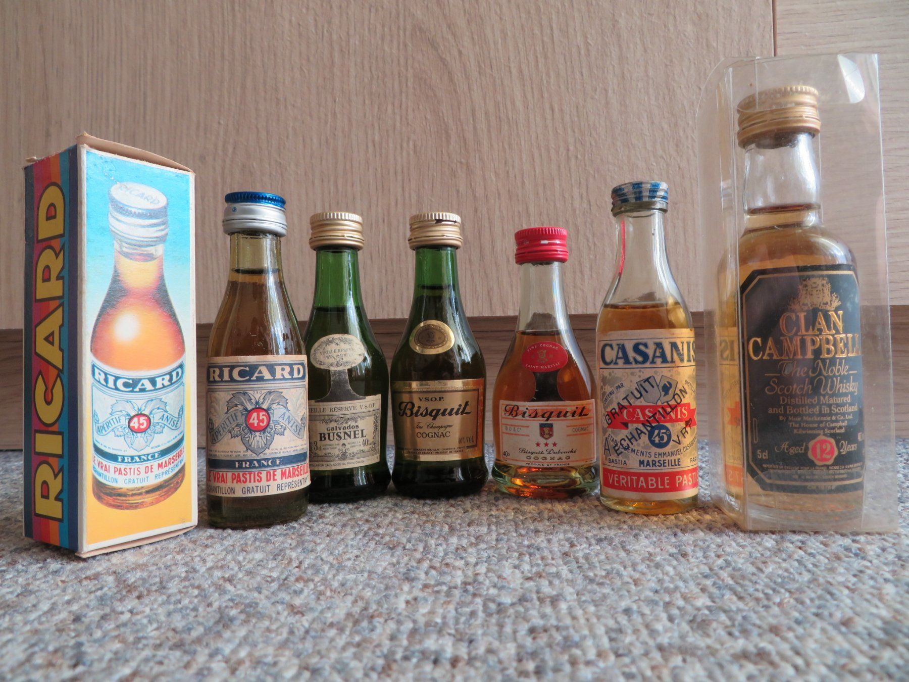 Lot 6 Mignonettes Cognac, Calvados, Pastis, Ricard, Scotch (D'occasion ...