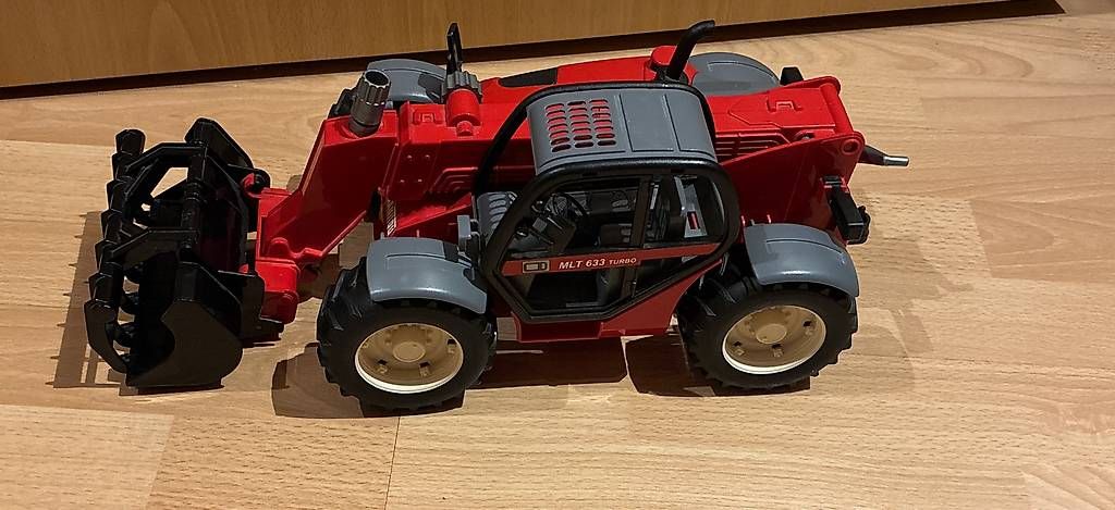 Giocattoli: Bruder Manitou Teleskoplader MLT 633 – Usato da Grenchen venduto da Mon70S 1