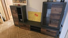 Wohnzimmer Schrankwand