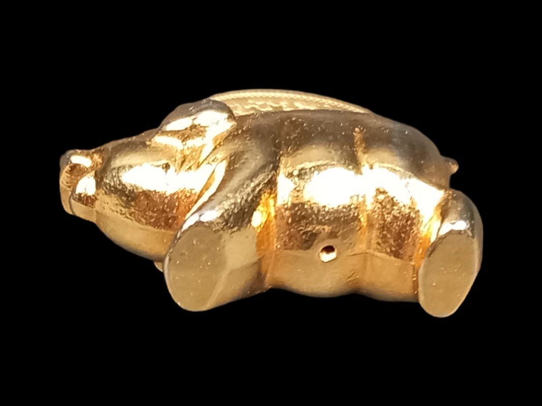 Figuren: Glücksbringer goldenes Metallschweinchen – Gebraucht aus Hünenberg von Restwert_Zug 4