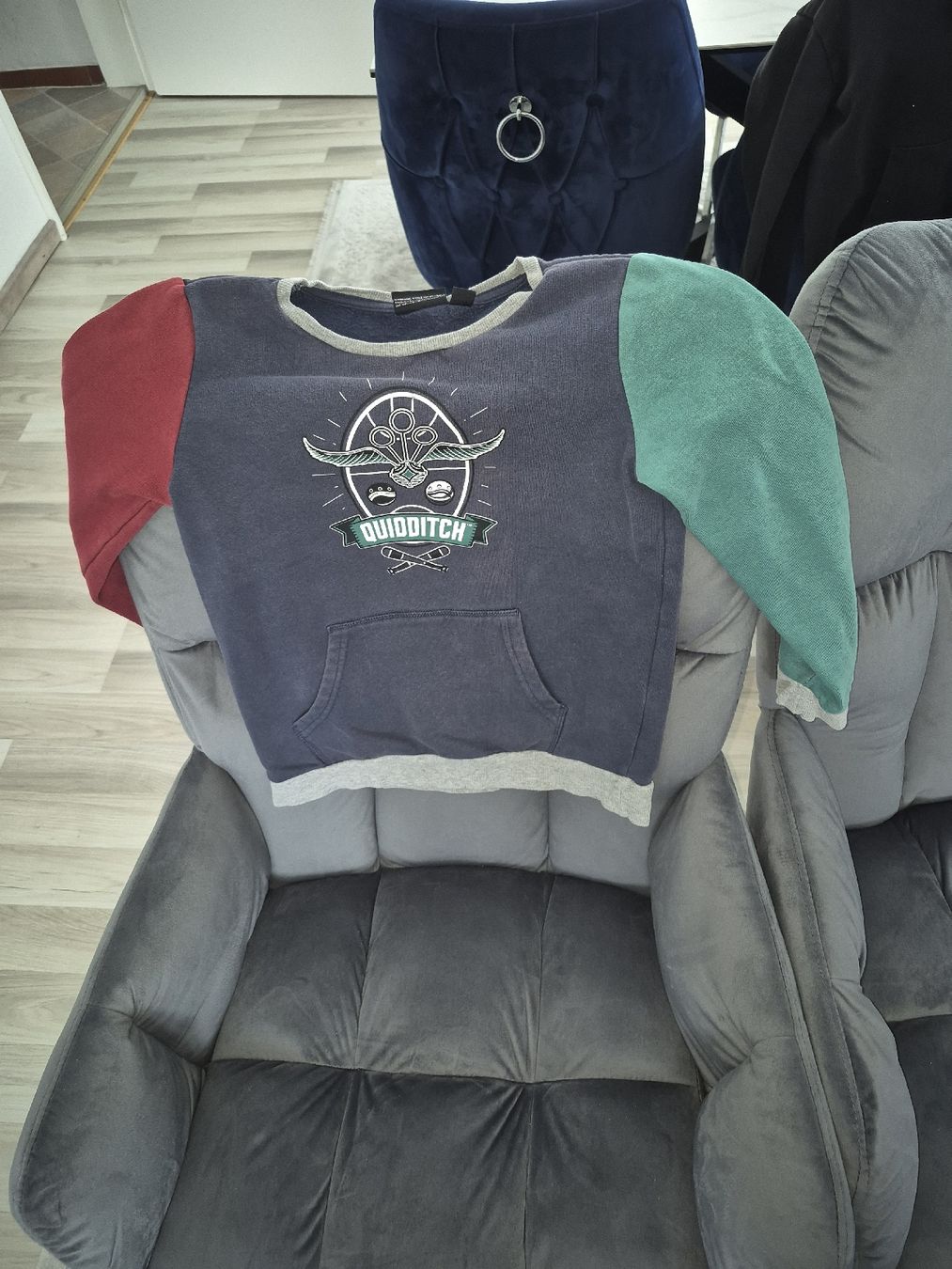 Pullover & Sweatshirts: Kinder pullover – Gebraucht aus Winterthur von Lumi11 2