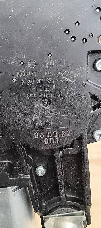 Toutes les pièces auto: Focus ST Scheibenwischer – D'occasion à Buttisholz par gaz_n2xy 1