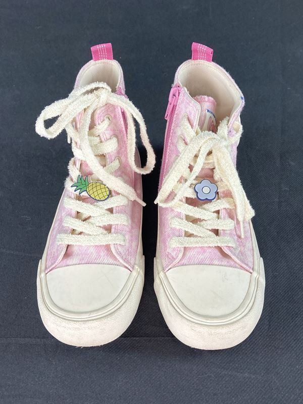Zara Scarpe per ragazze: ZARA | Schuhe | Rosa/Weiss | Grösse 36 – Usato da Wittenbach venduto da Restwert_St-Gallen