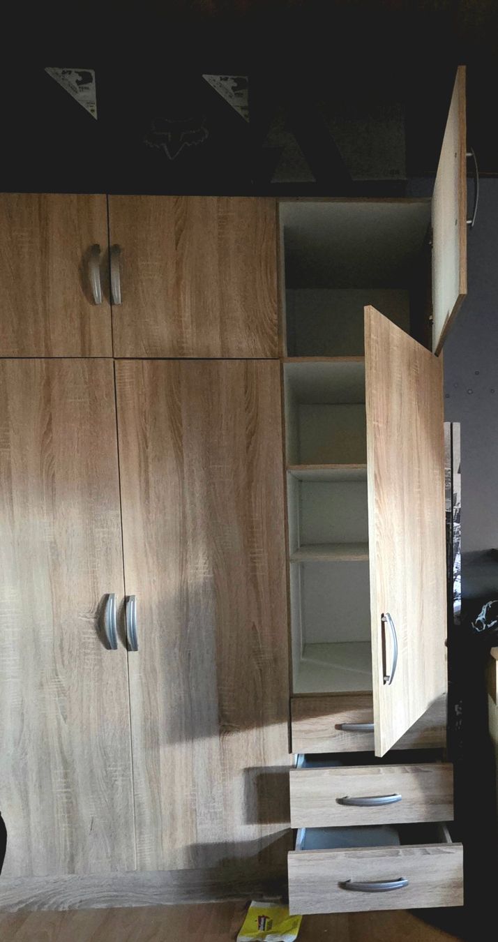Armoires: Armoire 3 portes – D'occasion à Echallens par Cocorico1 2