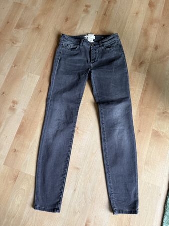 Weekend MaxMara Grey Leggings Size 36 - Great Condition!