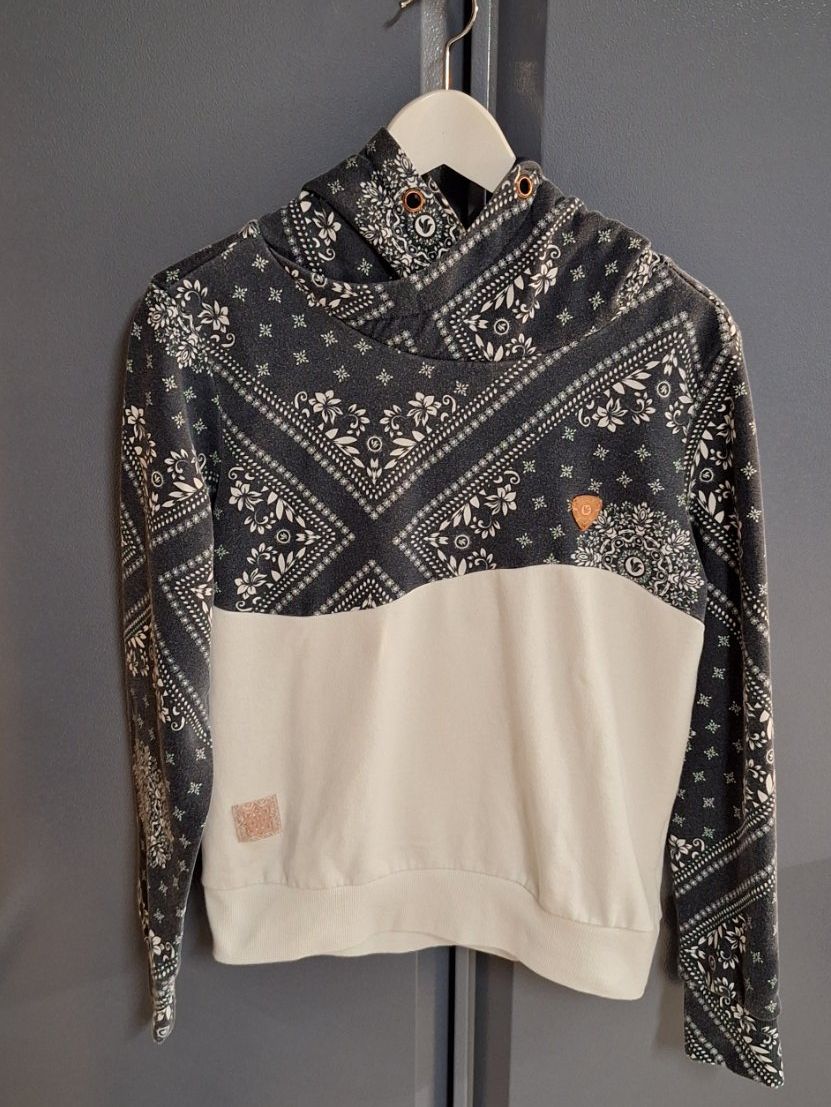Maglioni & Felpe: Kapuzenpullover schwarz weiss gemustert – Usato da Diessenhofen venduto da str_p57p
