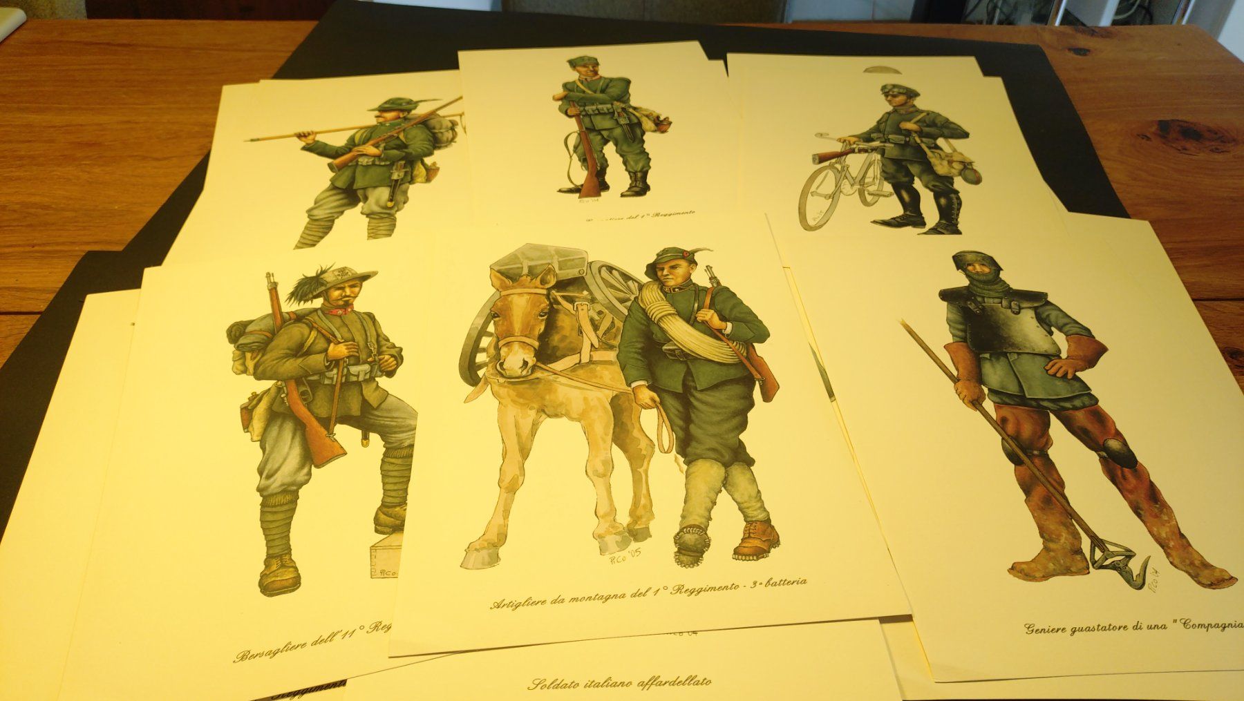 Libri: Le uniforme dell Escrito Italiano – Usato da Kreuzlingen venduto da 123peter 5