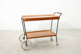 Stillvoller Servierwagen aus Teakholz aus den 1960er Jahren