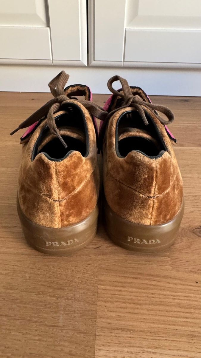 Damenschuhe: Prada Sneaker size 40 – Gebraucht aus Genève von gvokiii 4