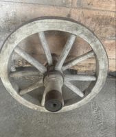 Antikes Holzrad