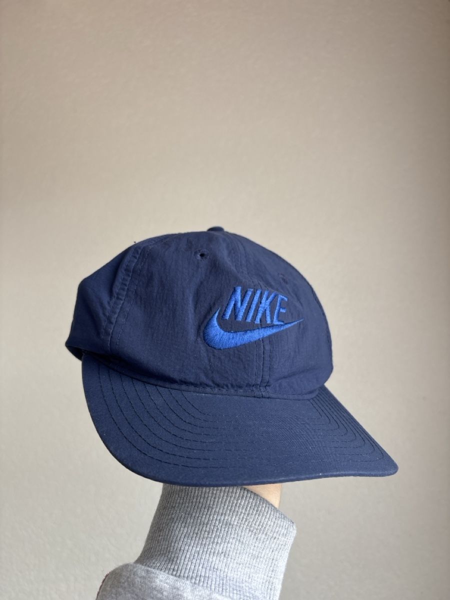 Nike Hüte, Mützen & Caps: Casquette Nike vintage  – Gebraucht aus Blignou (Ayent) von Lucas.s23